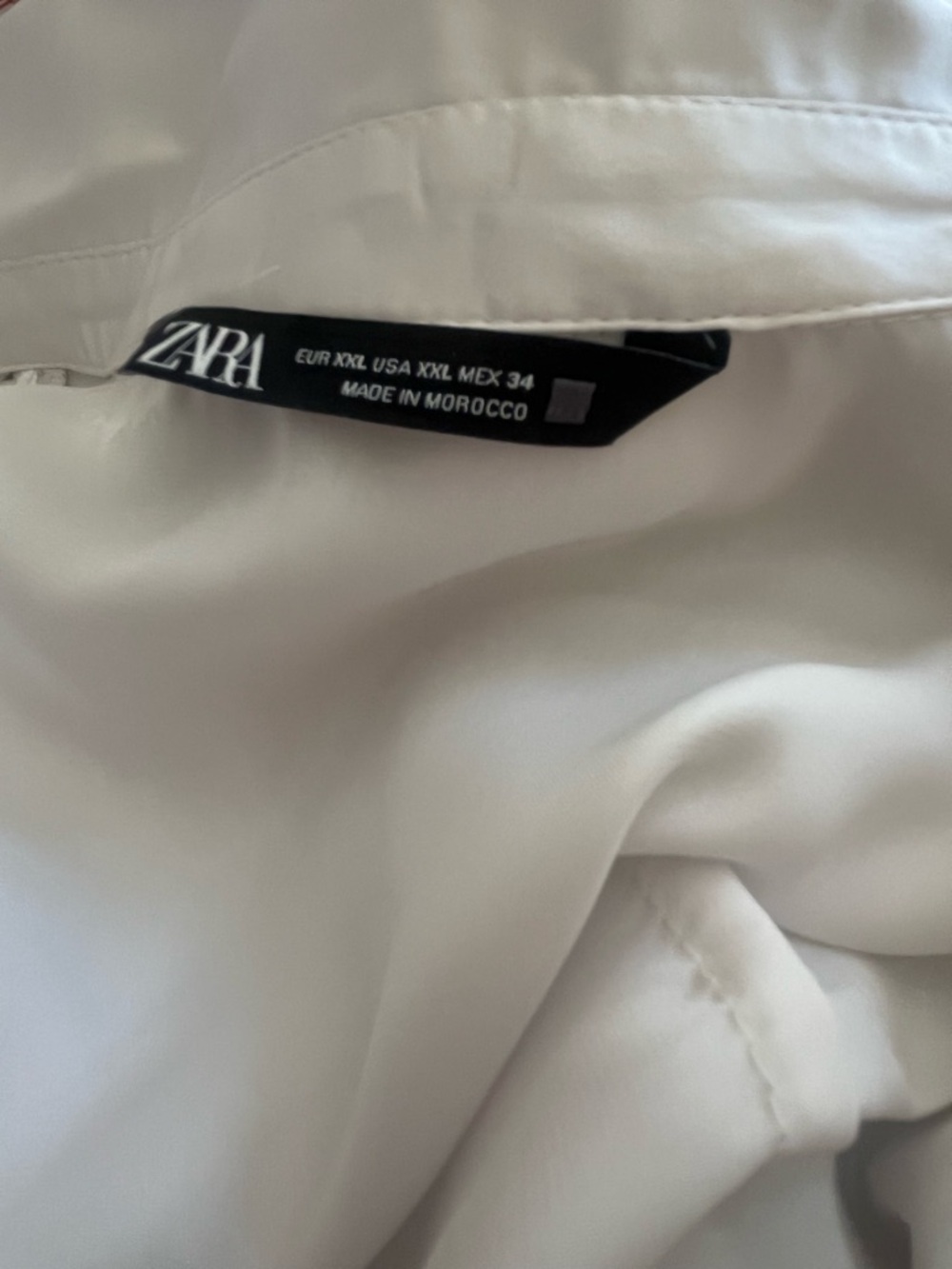 Zara Satin Women’s Button-Up Shirt in Silver-Ivory - Picture 5 of 7